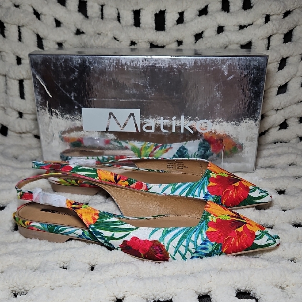 Matiko Lori Hawaiian Floral Print Point Toe Slingback Flats New
